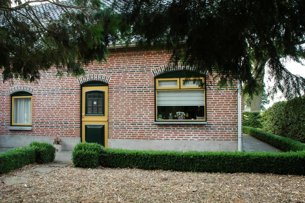 Huize Ouwervelden Bed and Breakfast Wouwsche Plantage Eksteriør billede